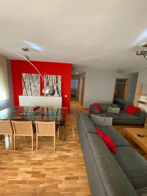 Buen Lugar Trabajo Y Familiar Appartement Ciudad Real Buitenkant foto